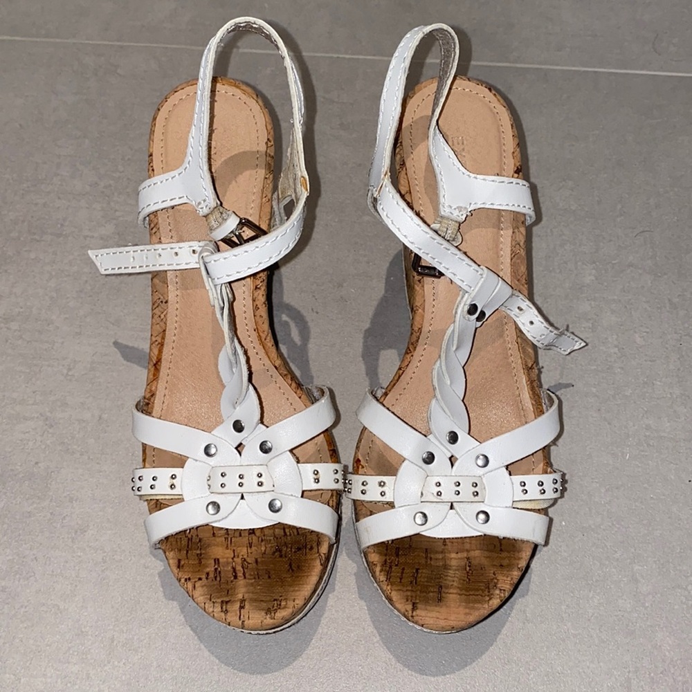 Express women size 6 white and cork wedges studs comfy spring summer casual wear